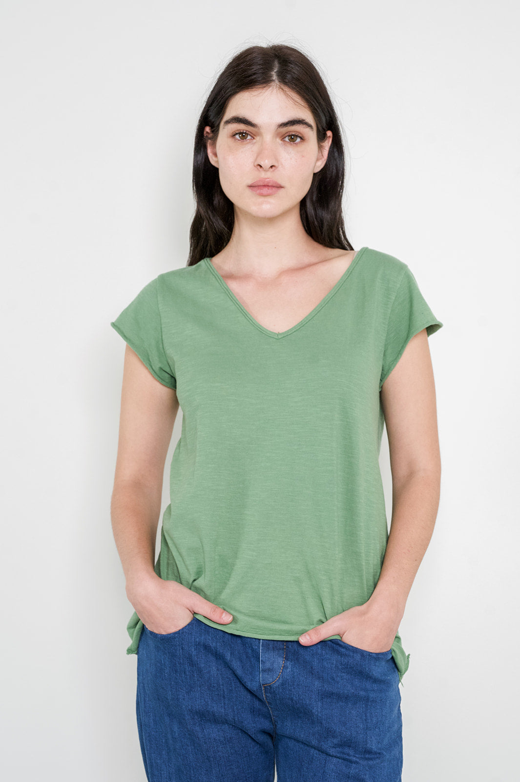 חולצת בייסיק סול ירוקה